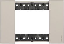 Рамка универсальная Legrand BTicino Living Now 1-м. 2 мод. песочный картинка